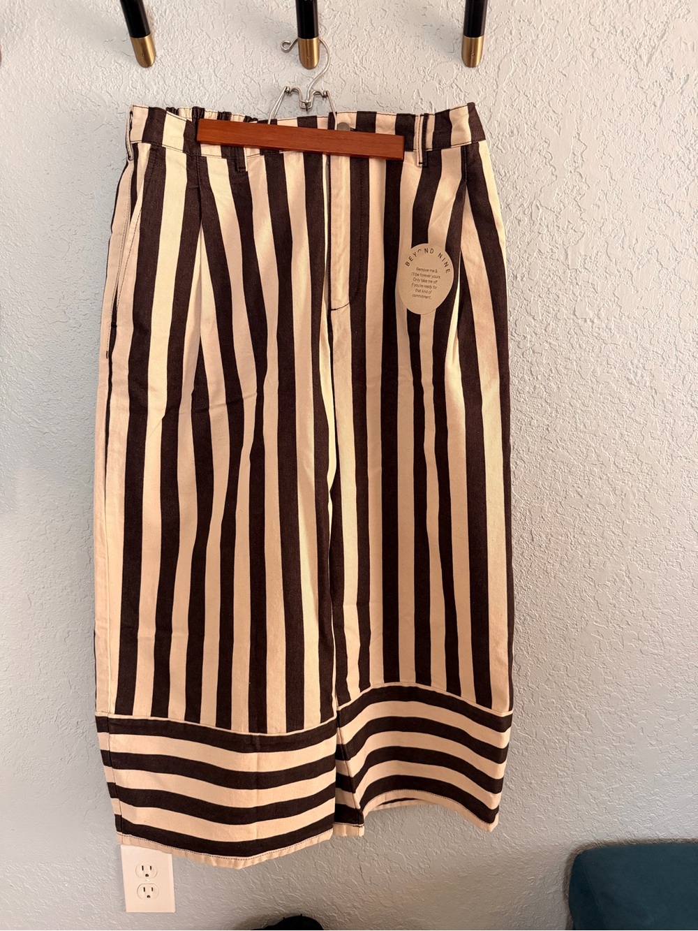 Beyond Nine Wide Leg Jeans (Blair), white and brown